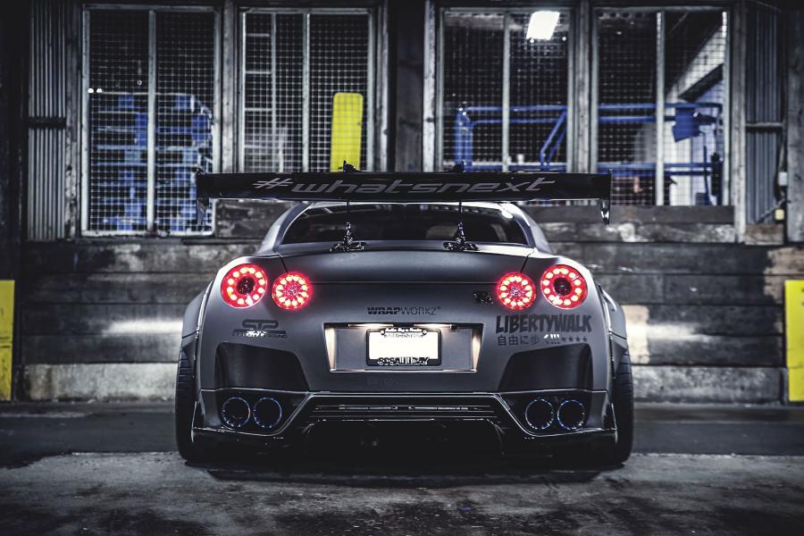  Nissan GT-R by Liberty Walk 2013 года  (фото 30 из 41)